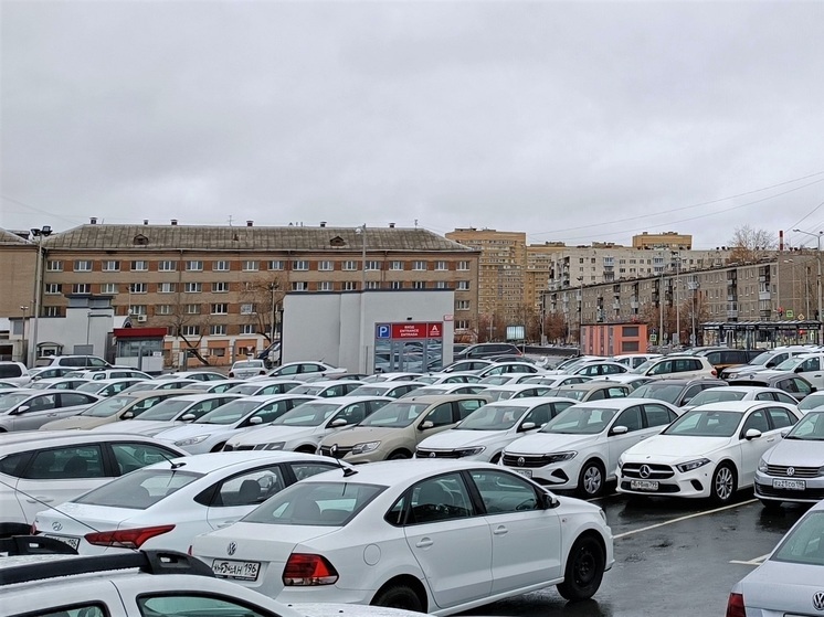 У свердловчанина конфисковали автомобиль стоимостью 2,2 млн рублей
