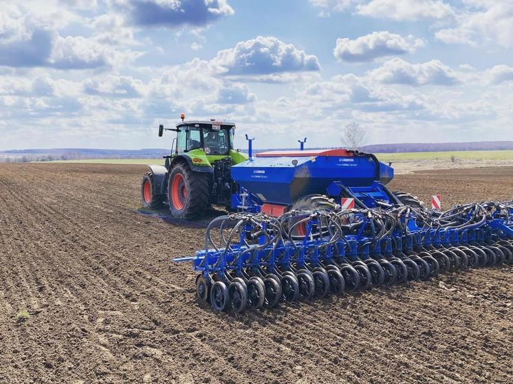 В зернохранилища Калужской области уже заготовили 12 тысяч тонн семян
