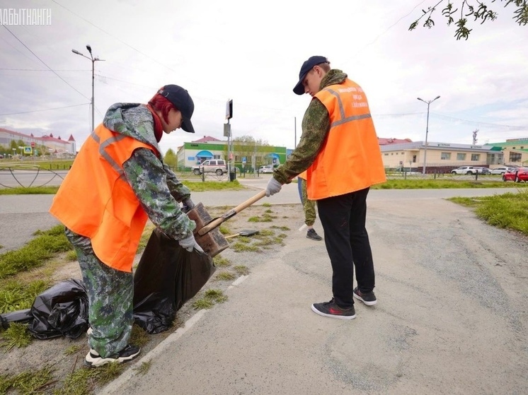В Лабытнанги набирают желающих заработать подростков