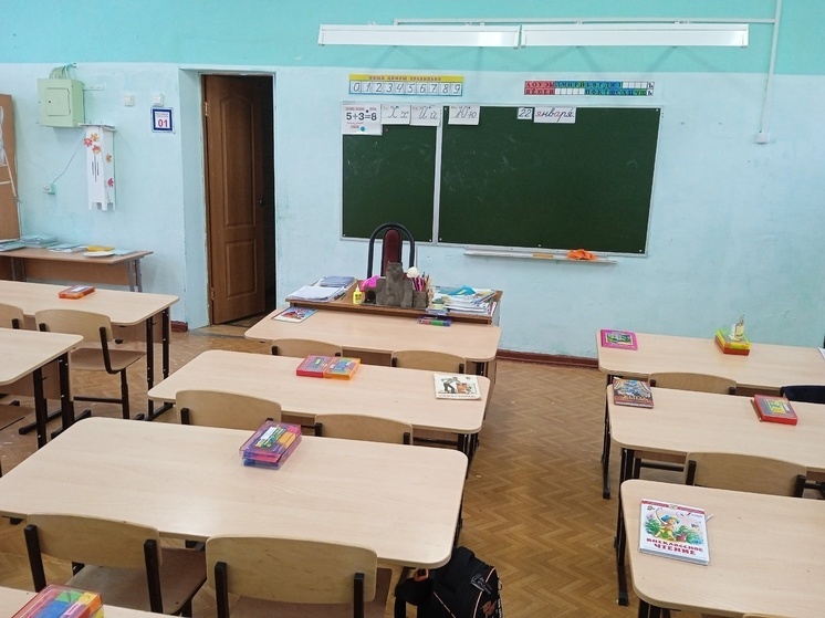 В школах Вологодской области могут открыть медицинские кабинеты