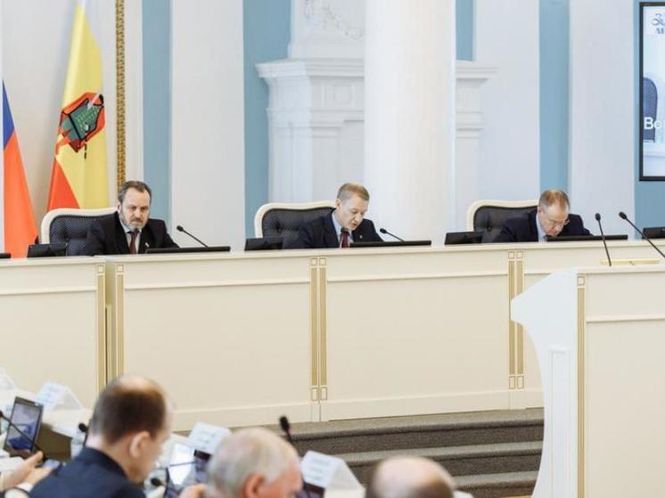 Депутаты облдумы приняли закон об утилизации и перемещении брошенных машин