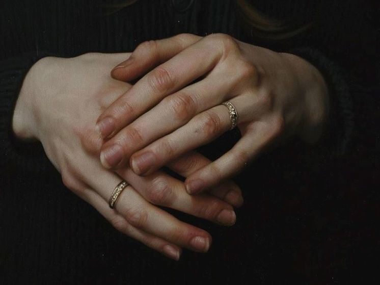 Сохранить девушке палец помогли подмосковные спасатели