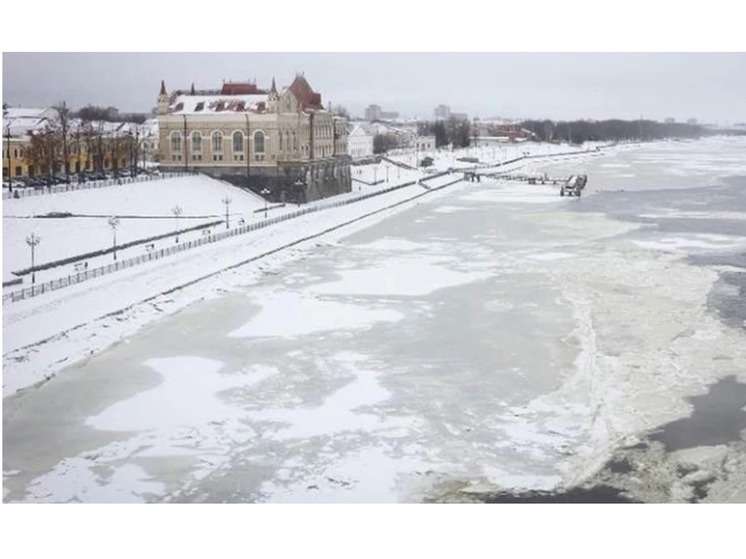 В Рыбинске запретили выходить на лед