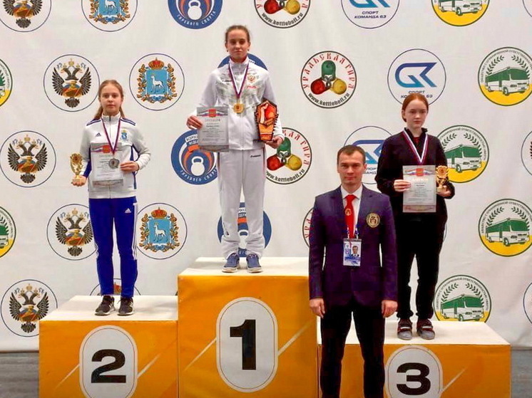 Ямальская гиревичка завоевала серебро на Всероссийских соревнованиях