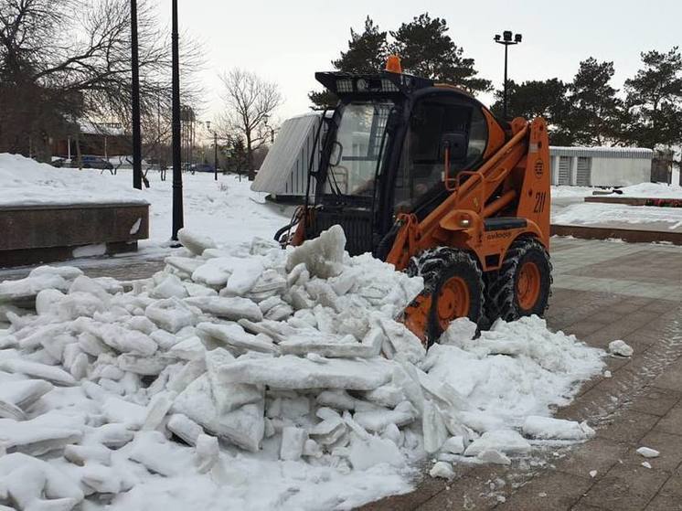 В Омске с городских дорог за сезон вывезли более 860 тысяч кубометров снега