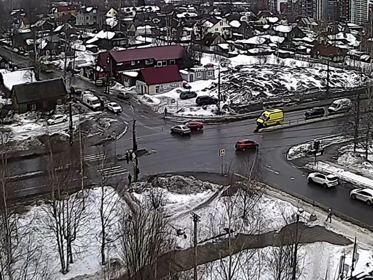 Три женщины попали в жесткую аварию в Петрозаводске