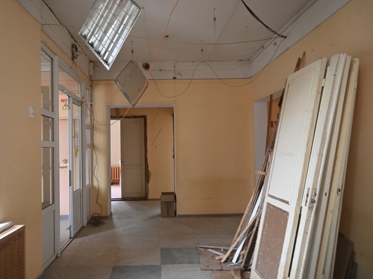 В здании детской школы искусств в Старой Руссе начался капитальный ремонт