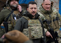 На Украине граждане, которые в 2022 году хотели вступить в ряды вооруженных сил страны, теперь говорят, что отказываются умирать на "войне Зеленского", пишет Daily Mail