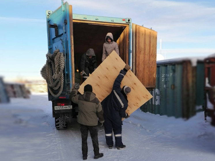 Стройматериалы и продукты получили жители отдаленного села Илирней