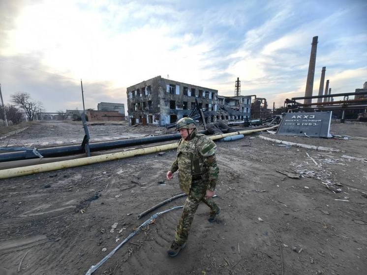 Хуснуллин посетил недавно освобожденную Авдеевку