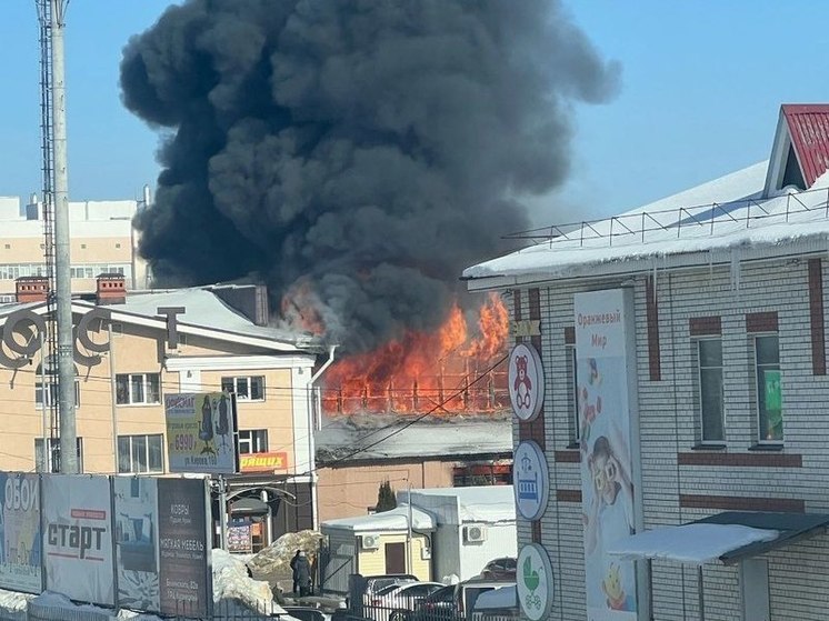 В Кузнецке произошел сильный пожар