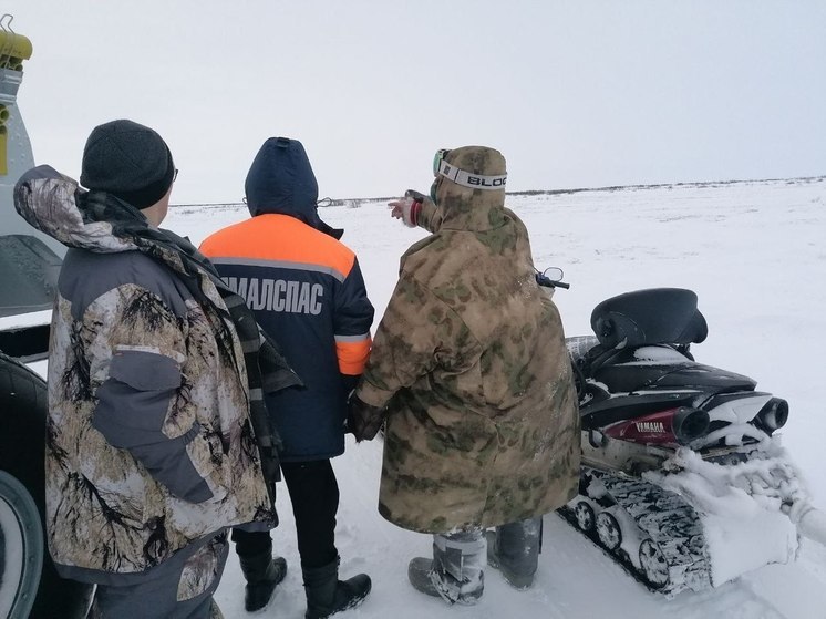 В ЯНАО спасатели вернули блуждавших в тундре 4 дня северян