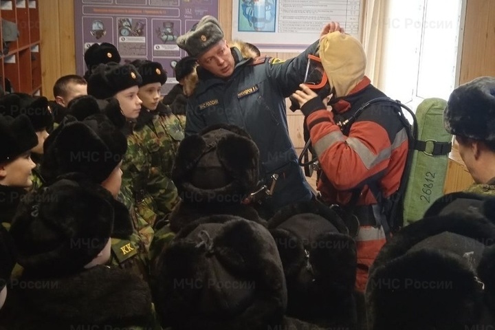 Костромские кадеты приобщились к профессии огнеборца