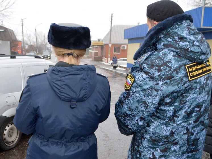 Курянин после ареста автомобиля погасил 400 тысяч долга за сгоревший дом