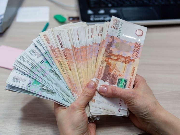 Жительница Омской области отдала «сотруднику ФСБ» почти 1 миллион рублей
