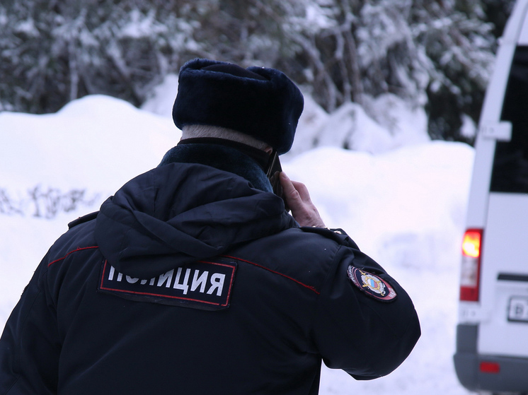 Трупы двоих человек обнаружены в понедельник утром в доме на юго-западе Москвы