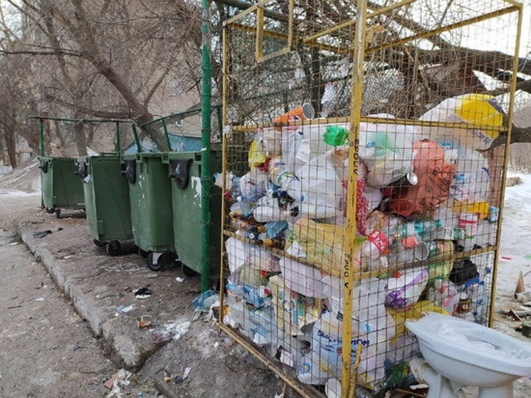 Больничные шприцы и карточки пациентов нашли на мусорке под Новосибирском