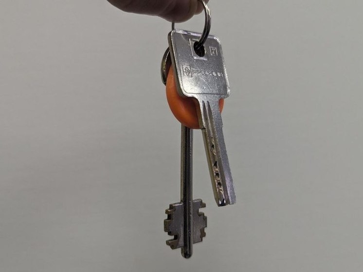 Переселенцы из ветхих домов Балтийска лишились врученных Алихановым ключей от квартир
