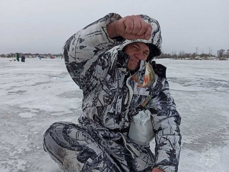 В Хакасии нашли лучших рыбаков среди сотрудников МЧС