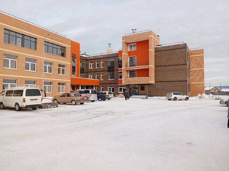 В селе Тихоновка Боханского района построили школу на 250 мест