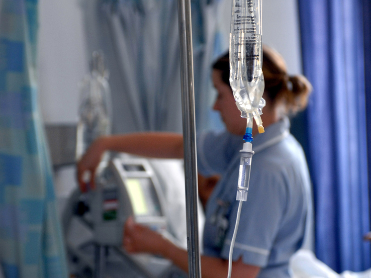 Обвинённые медсестры все еще могут ухаживать за пациентами