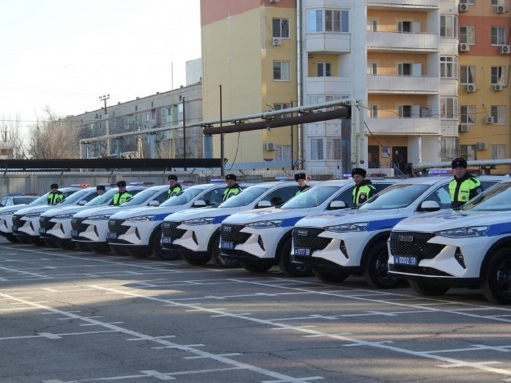 13 новых автомобилей пополнили автопарк Госавтоинспекции Астрахани