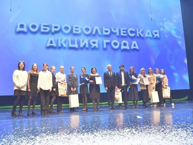 Омский губернатор Виталий Хоценко поздравил победителей и призёров X конкурса «Хрустальное Сердце Омска»
