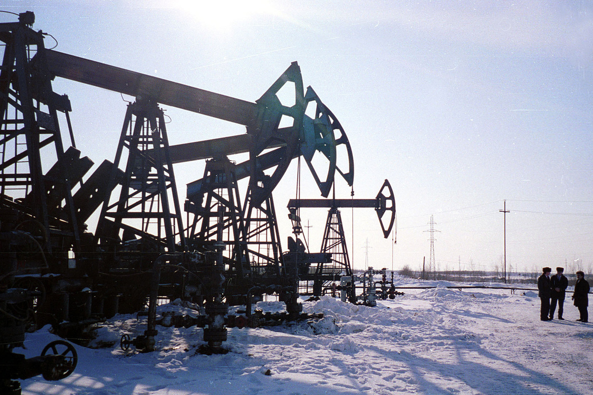 The consequences of the decision to voluntarily reduce Russia's oil production are named