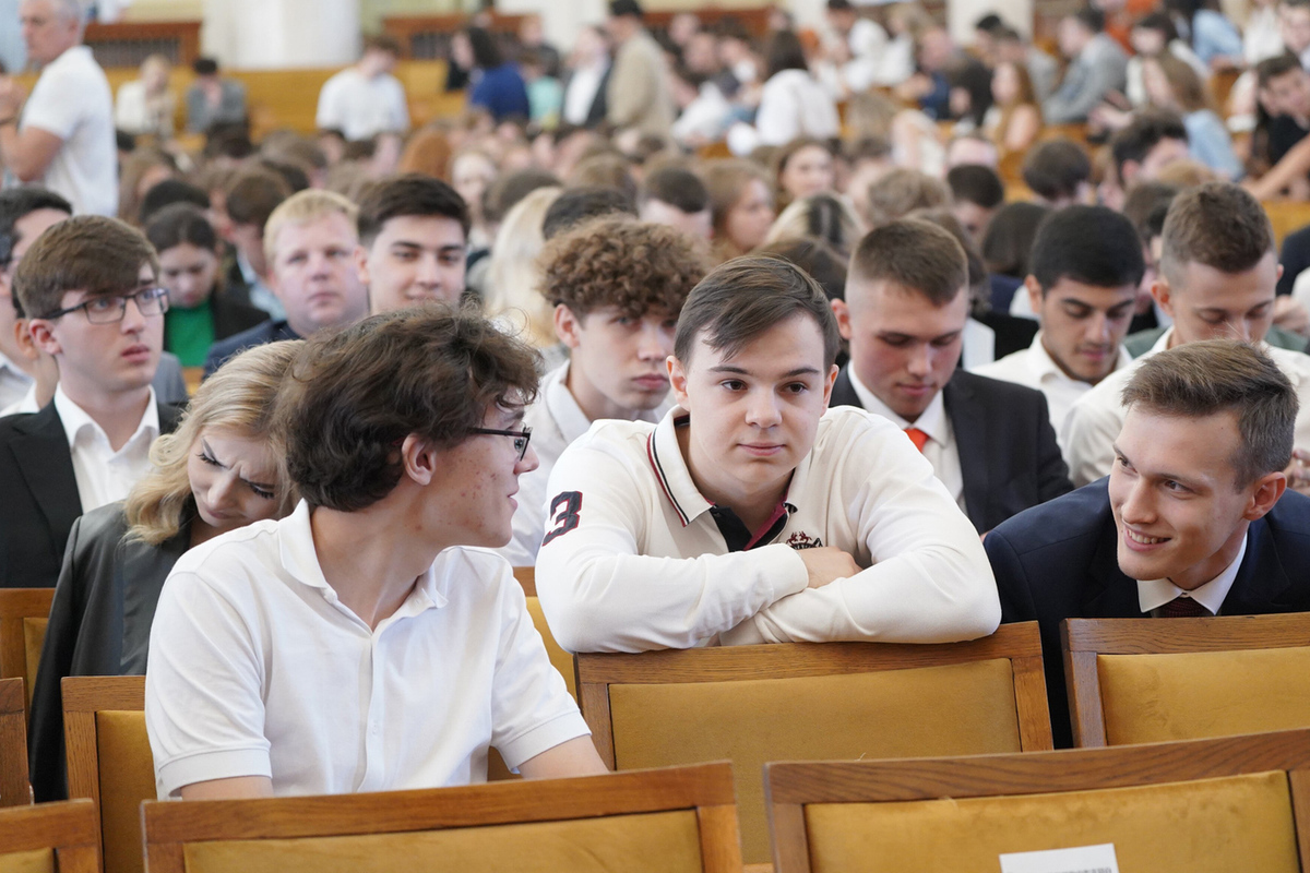 The Duma offered a benefit to student fathers: “it will help save lives”