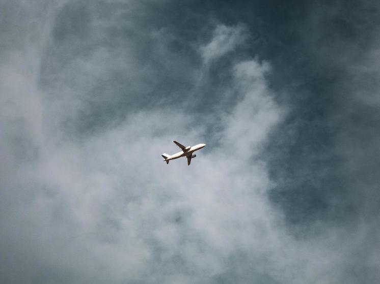 Самолëт упал на дорожгу в американском штате Теннеси, есть погибшие