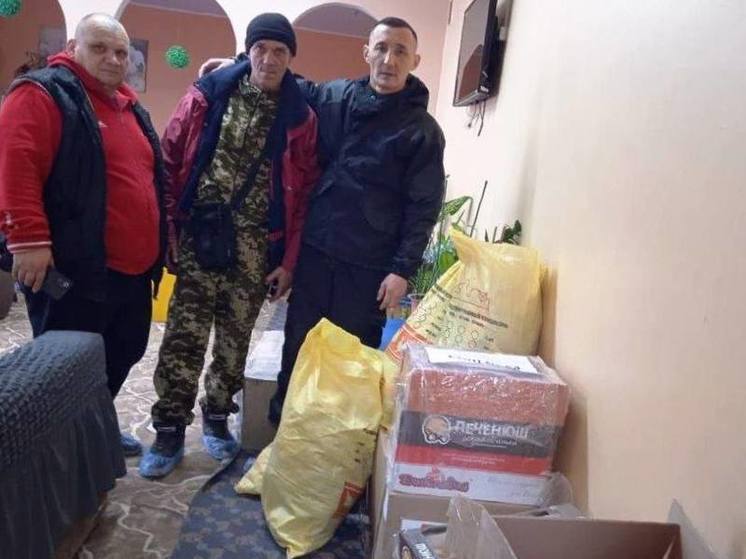 Астраханские волонтёры подарили землякам – участникам СВО машину УАЗ-469