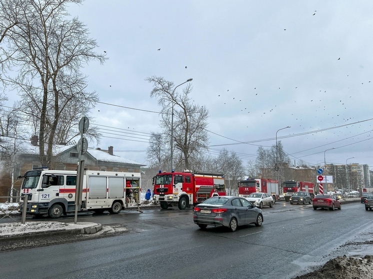 В Архангельске произошел пожар в «деревяшке»