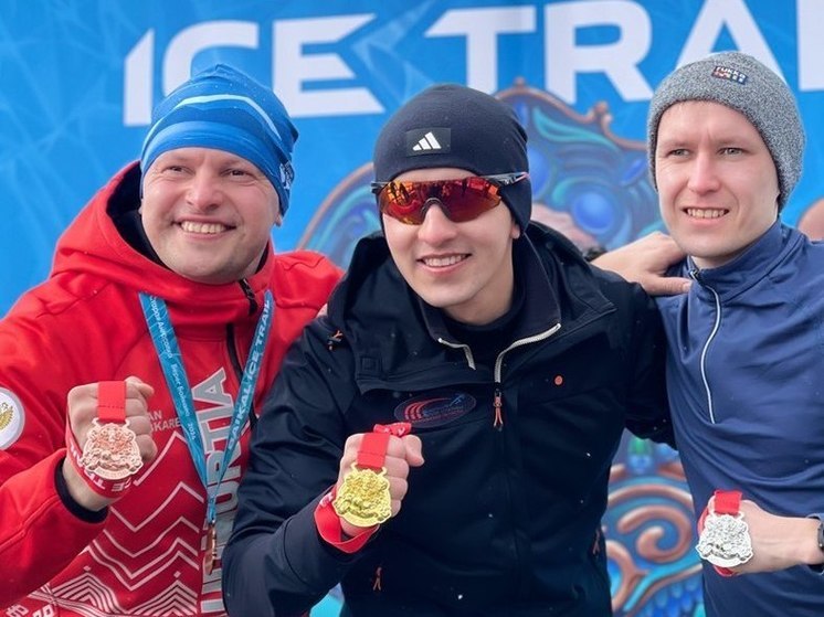 Сахалинец Нургалиев одержал победу в забеге по льду Байкала