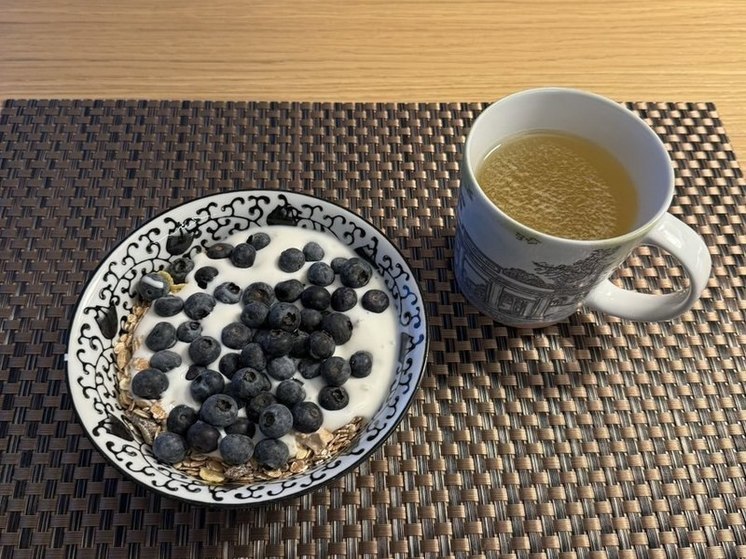 Премьер Эстонии Каллас опубликовала фото завтрака после обвинений, что она "ест" россиян