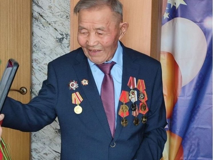 В Бурятии поздравили ветерана Великой Отечественной войны со столетним юбилеем