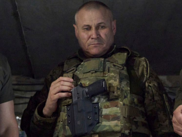 Командующий ВСУ Тарнавский назвал сложной ситуацию на фронте