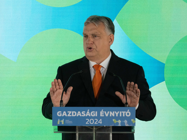 Премьер Венгрии Орбан заявил о конце гегемонии западных стран