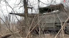Кадры боевой работы самоходной установки "Мста-С": уничтожена бронетехника ВСУ