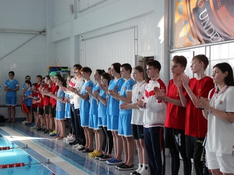 Серпуховские пловцы завоевали более 30 медалей