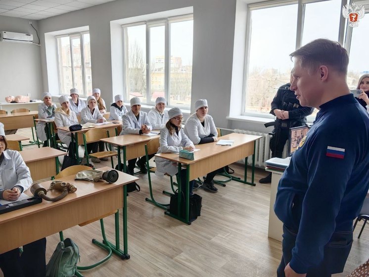 Михаил Мурашко посетил Бердянский медицинский колледж