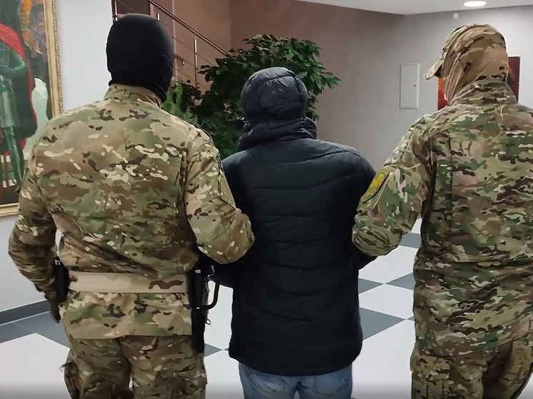В Новгороде будут судить мужчину, обвиняемого в работе на разведку Украины
