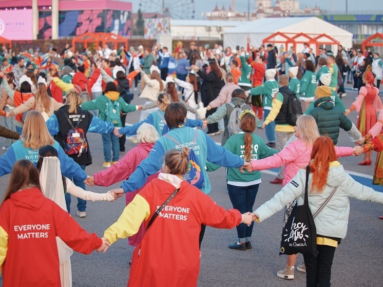 Участники Всемирного фестиваля молодёжи в «Сириусе» установили мировой рекорд