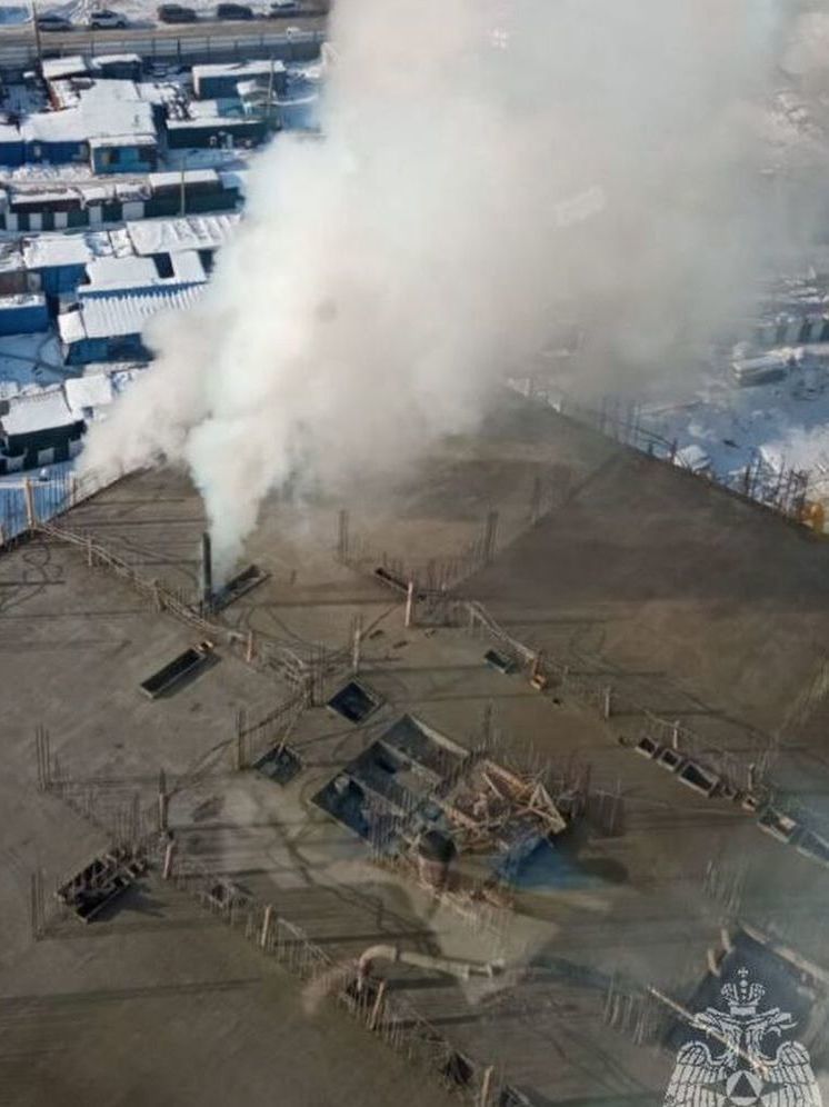 Пожар в строящемся доме в Иркутске произошёл из-за замыкания кабеля