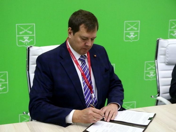 В Бердянске в результате взрыва автомобиля погибла сотрудница избиркома