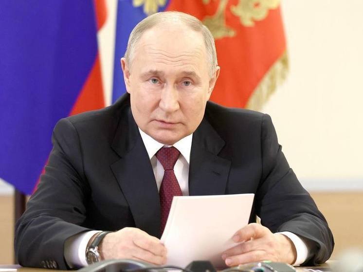 Владимир Путин провел в Сочи расширенное совещание по развитию Юга России и Приазовья