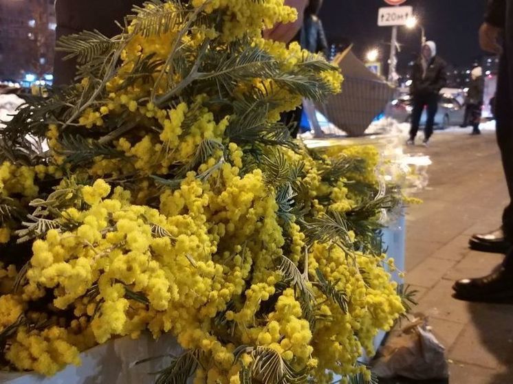В Калининградскую область к 8 марта привезли 1,6 миллиона цветов
