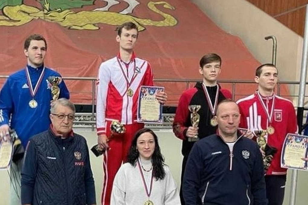 Kursk foil player Daniil Kravtsov won the All-Russian fencing tournament