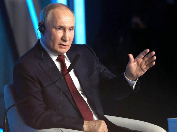 Путин объяснил, почему Россия хотела, но отказалась присоединиться к Западу