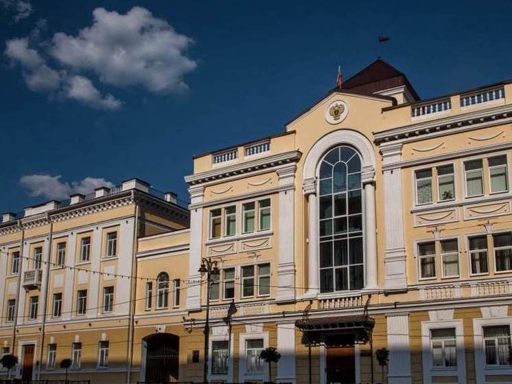 Курянка установила фиктивное отцовство на своих детей с 5 иностранцами