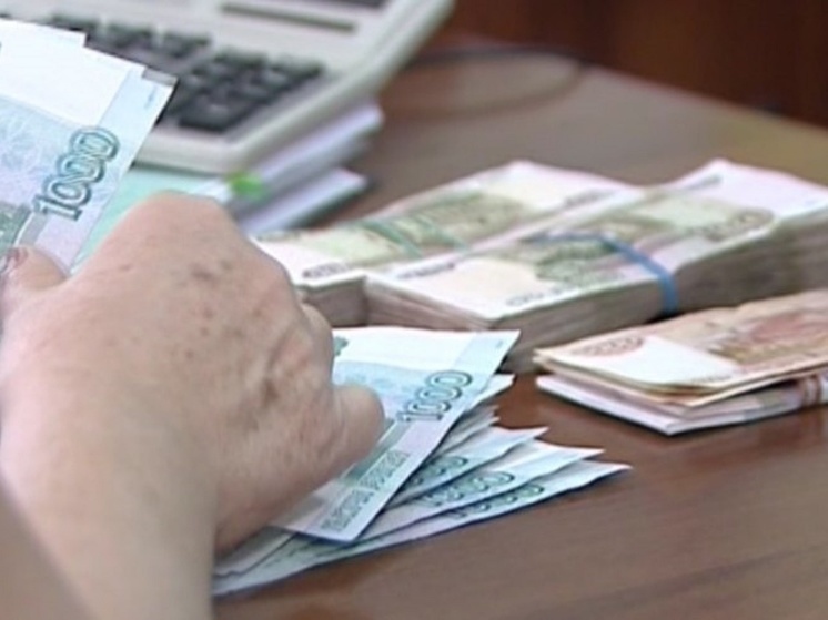 Средняя зарплата жителей Орловской области за год увеличилась до 66 тысяч рублей